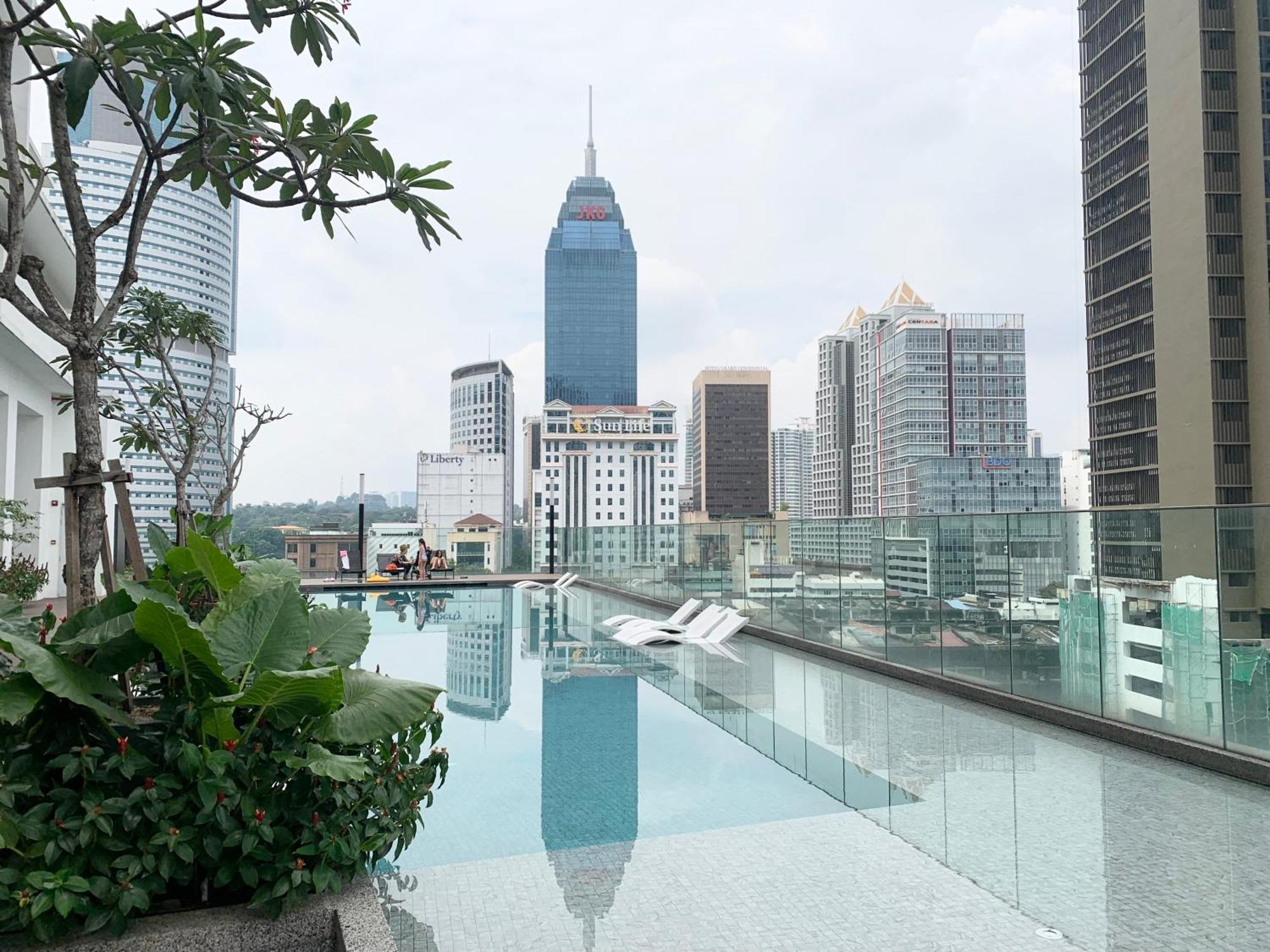 Makam Service Suites Berjaya Times Square Kuala Lumpur Luaran gambar